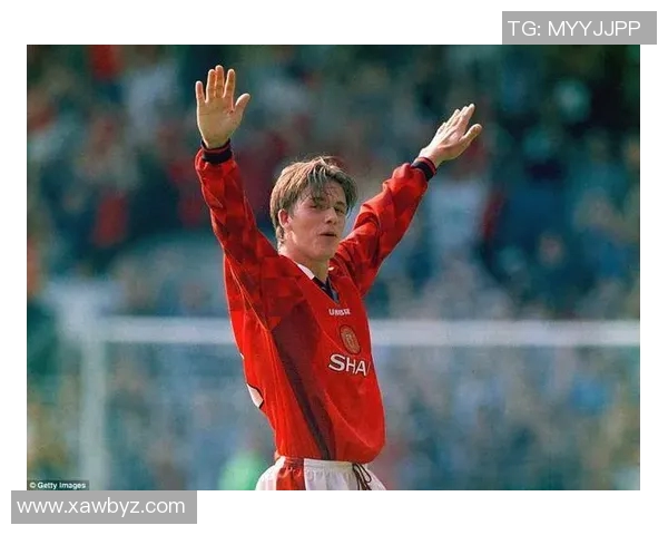 曼联官方社交媒体为费莱尼和斯莫林送上生日祝福庆祝他们的特别日子