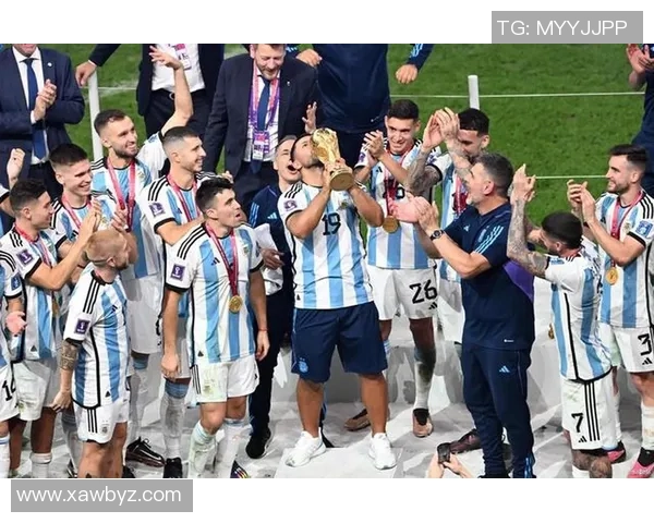 恩佐与罗梅罗重聚国家队兄弟情深共享马黛茶时光